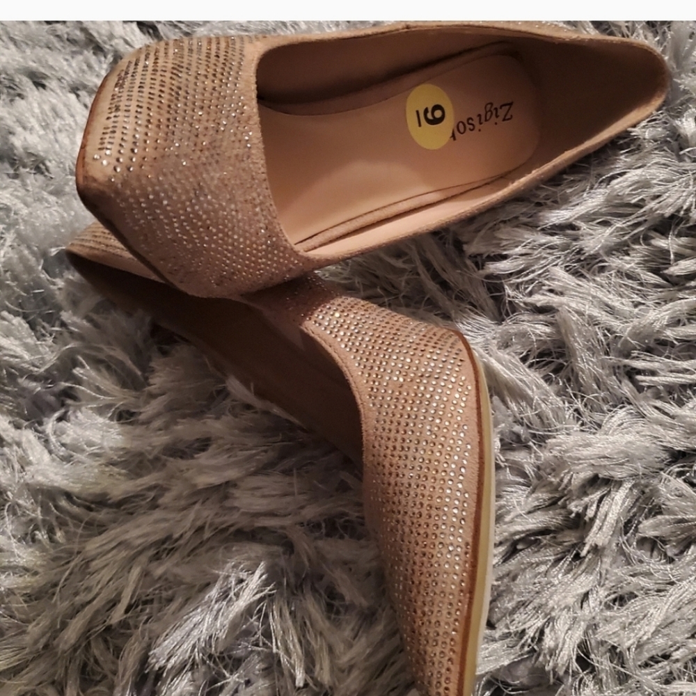 Heels size 9